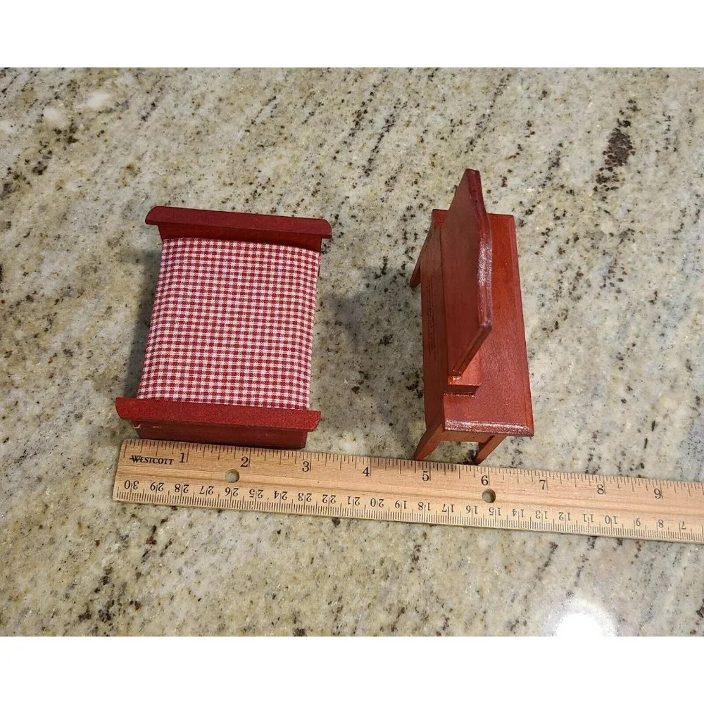 Greenbrier International Doll House Furniture Red Wood Plaid Bed. Mirror Dresser - Picture 9 of 11